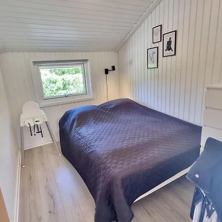 Gemuetliches-ferienhaus-nahe-ostsee-mit-terrasse-und-holzofen *