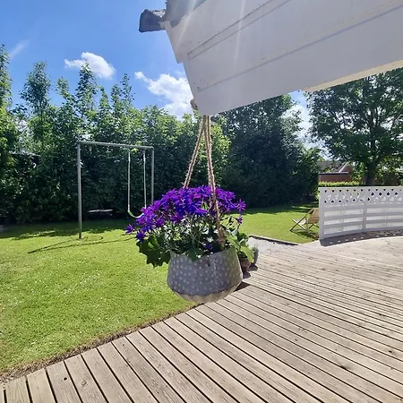 Holiday home Gemuetliches-ferienhaus-nahe-ostsee-mit-terrasse-und-holzofen